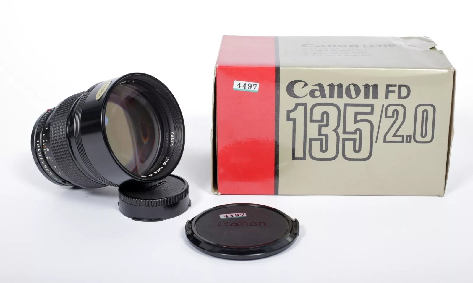 Canon New FD 135mm F2.0 lens for Canon FD FDn mount cameras Canon New FD 135mm F2.0 lens for Canon FD FDn mount cameras